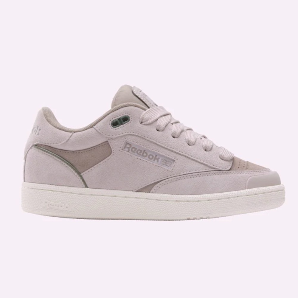 Reebok NWT Club C Bulc CLN Grey Suede size 7.